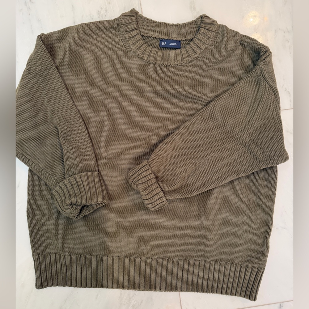 GAP Women's Olive/Army Green Classic Crew Neck Sweater NWOT